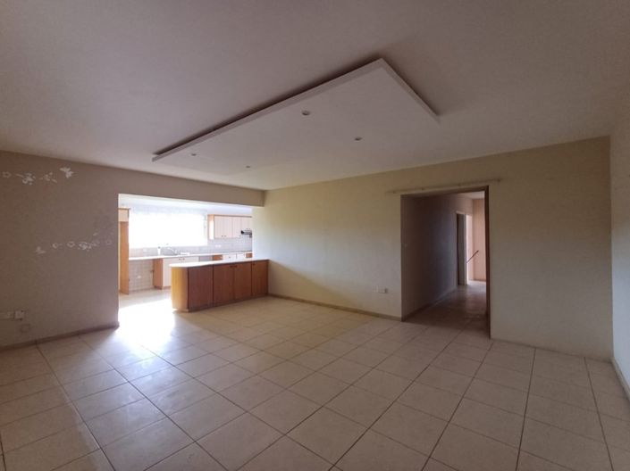 Image No.3-Appartement de 3 chambres à vendre à Empa