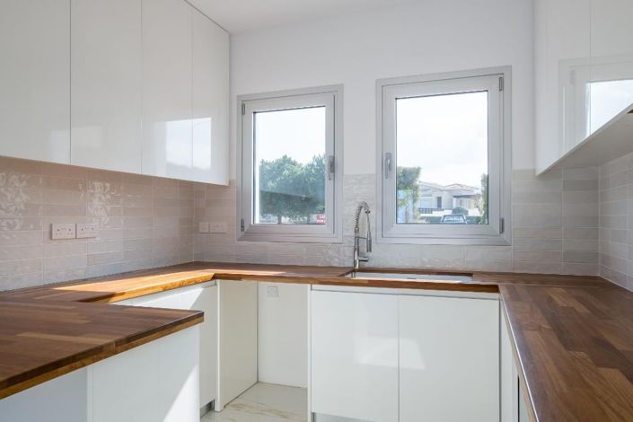 Image No.9-5 Bed Villa for sale