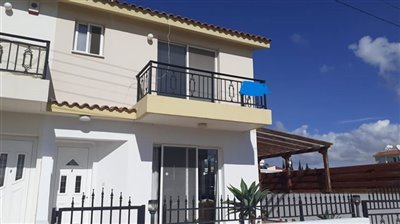 Semi Detached Villa For Sale  in  Kato Paphos - Universal