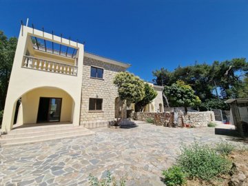 Detached Villa For Sale  in  Acheleia