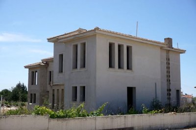 Detached Villa For Sale  in  Koili