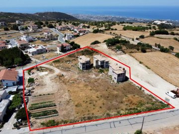 Detached Villa For Sale  in  Koili