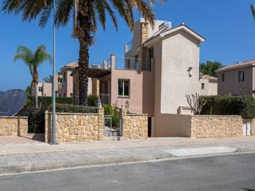 Detached Villa For Sale  in  Acheleia