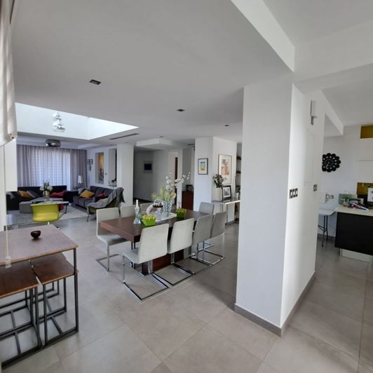 Image No.8-5 Bed Villa for sale