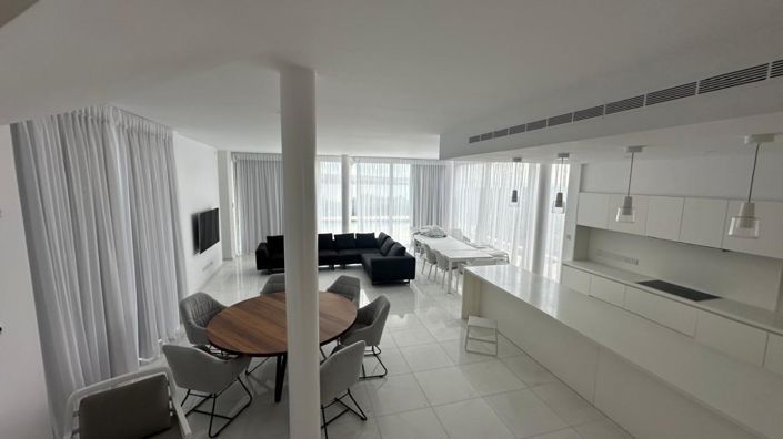 Image No.5-5 Bed Villa for sale