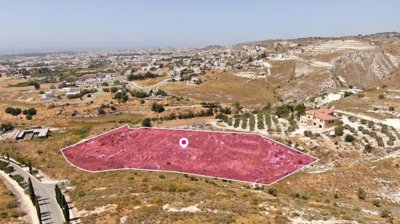 Residential Land For Sale  in  Agia Marinouda