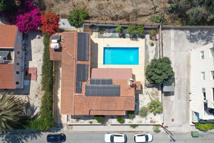 Image No.1-3 Bed Villa for sale
