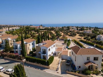 Detached Villa For Sale  in  Acheleia