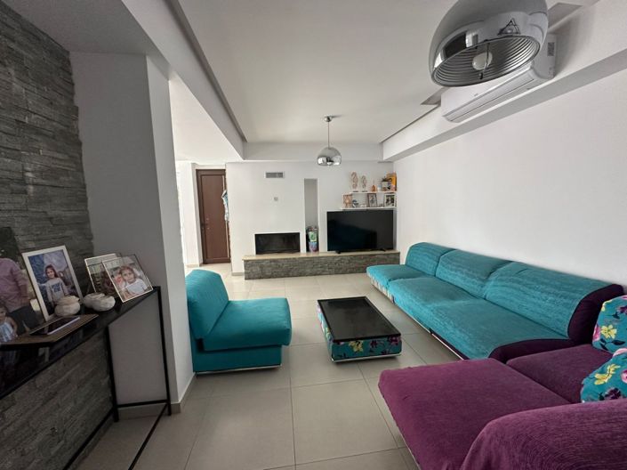 Image No.8-3 Bed Apartment for sale