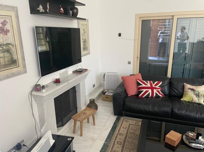 Image No.5-Villa de 3 chambres à vendre à Neon Chorion