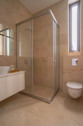 Image No.10-5 Bed Villa for sale