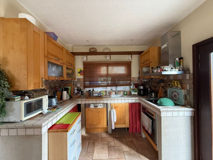 Image No.10-5 Bed Villa for sale