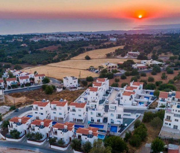 Image No.2-3 Bed Villa for sale