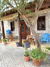 Restaurant  For Sale  in  Simou