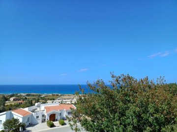 Apartment For Sale  in  Kissonerga
