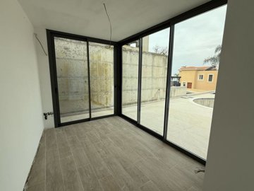 Detached Villa For Sale  in  Acheleia