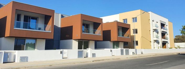 Image No.2-3 Bed Villa for sale