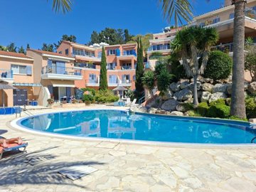 Townhouse For Sale  in  Chlorakas