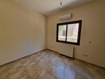 Detached Villa For Sale  in  Ineia