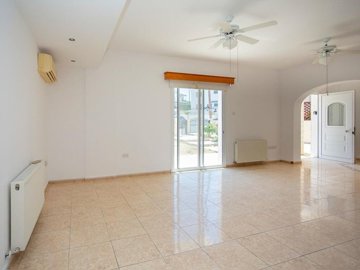 Detached Villa For Sale  in  Acheleia
