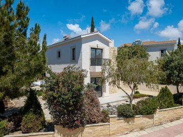 Detached Villa For Sale  in  Acheleia