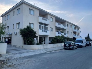 Apartment For Sale  in  Polis