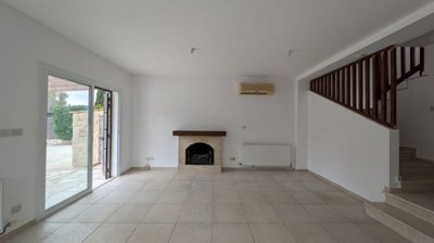 Detached Villa For Sale  in  Acheleia