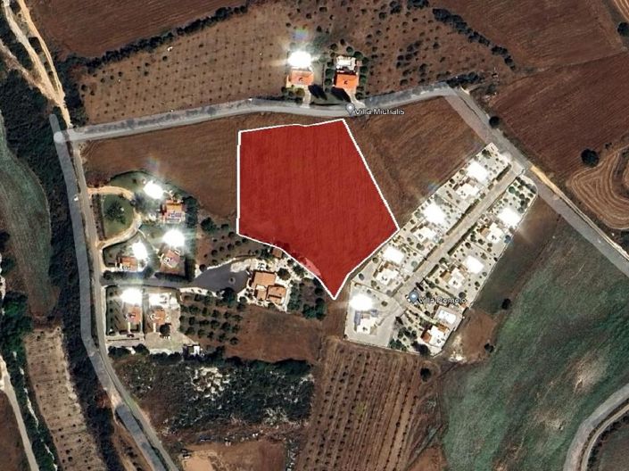 Image No.4-Terre à vendre à Polis