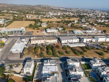 Building For Sale  in  Mesogi
