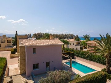 Detached Villa For Sale  in  Acheleia
