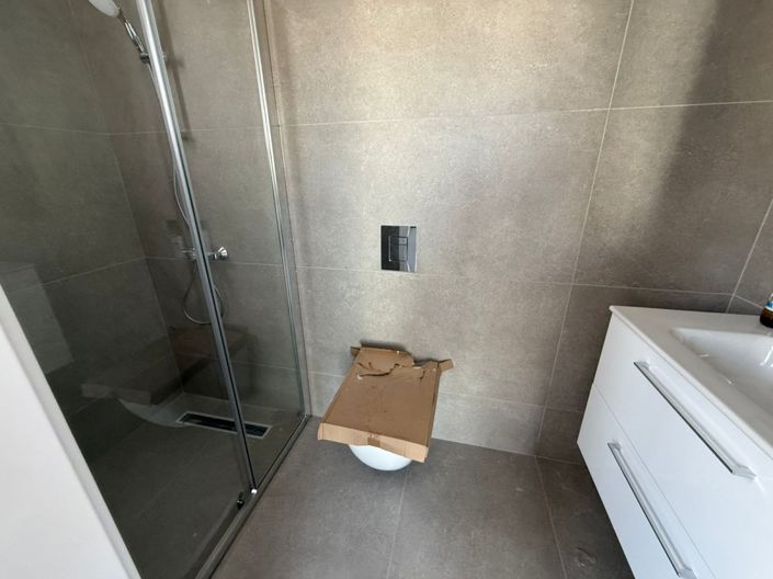 Image No.8-3 Bed Apartment for sale