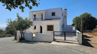 Detached Villa For Sale  in  Lysos