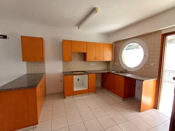Apartment For Sale  in  Kato Paphos - Universal