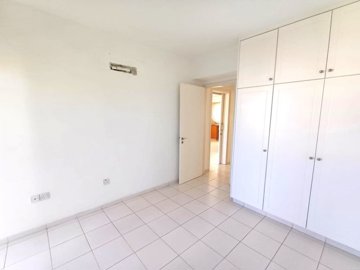 Apartment For Sale  in  Kato Paphos - Universal