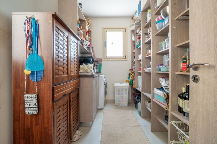 Image No.10-4 Bed Villa for sale