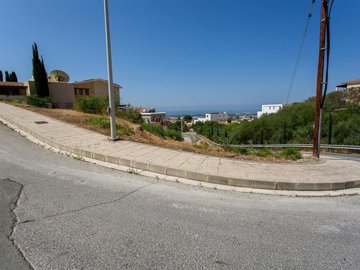 Residential Land For Sale  in  Geroskipou