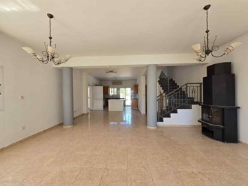 Detached Villa For Sale  in  Acheleia