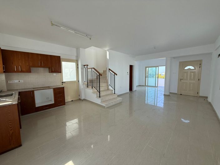 Image No.3-3 Bed Villa for sale