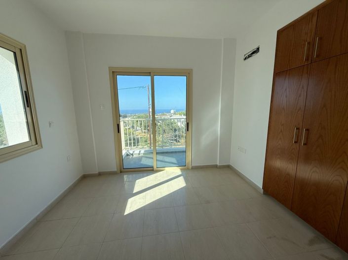 Image No.8-3 Bed Villa for sale