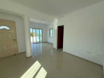 Detached Villa For Sale  in  Acheleia
