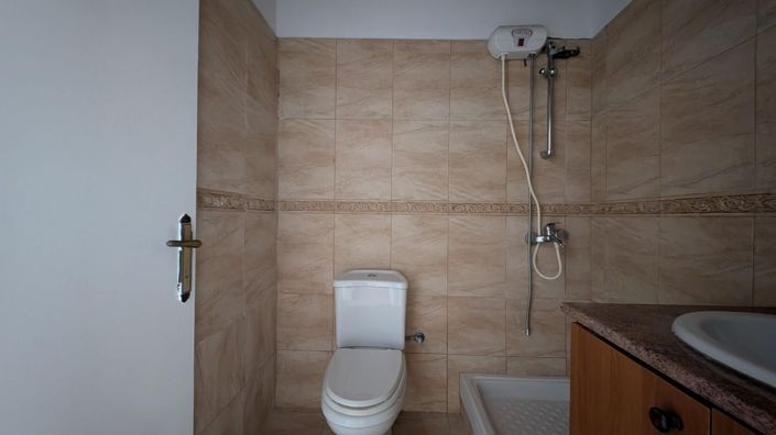 Image No.9-1 Bed Bungalow for sale