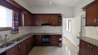 Detached Villa For Sale  in  Acheleia