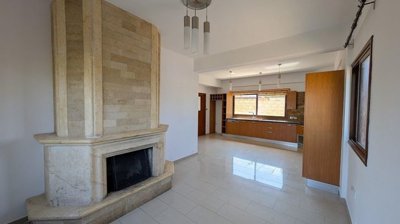 Detached Villa For Sale  in  Acheleia