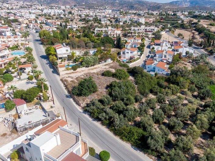 Image No.1-Terre à vendre à Peyia