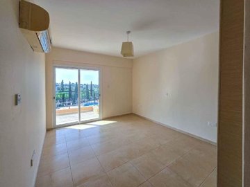 Apartment For Sale  in  Chlorakas