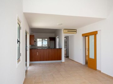 Apartment For Sale  in  Chlorakas