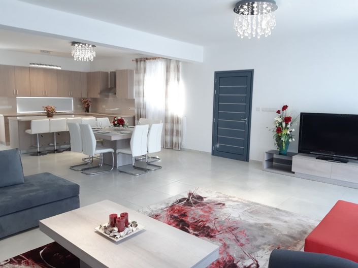 Image No.4-4 Bed Villa for sale