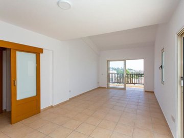 Apartment For Sale  in  Chlorakas