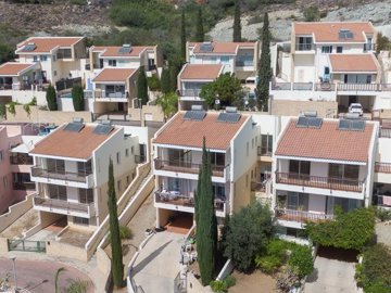 Apartment For Sale  in  Chlorakas