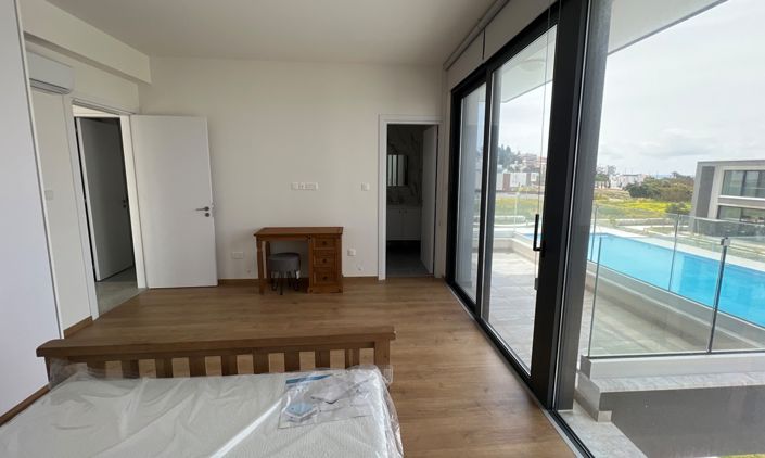 Image No.7-3 Bed Villa for sale